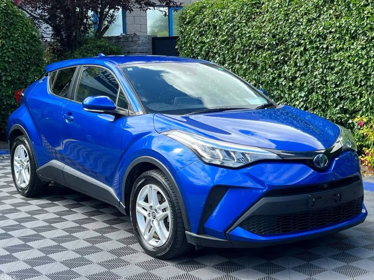 Toyota C-HR SUV, Petrol Hybrid, 2021, Blue