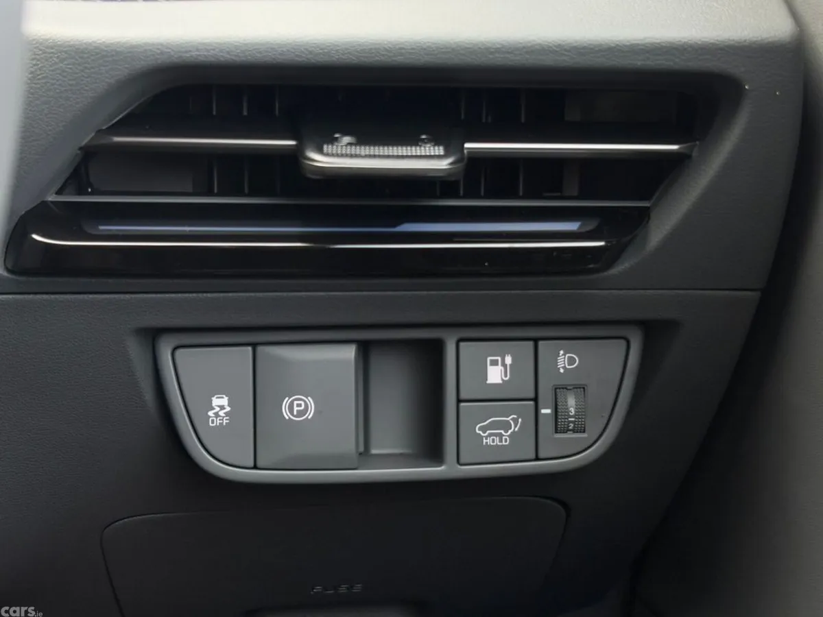 Kia EV6 Hatchback, Electric, 2027, Grey