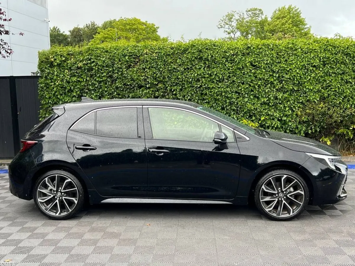 Toyota Corolla Hatchback, Petrol Hybrid, 2025, Black
