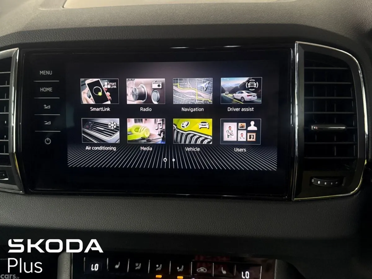 Skoda Karoq SUV, Diesel, 2023, Grey
