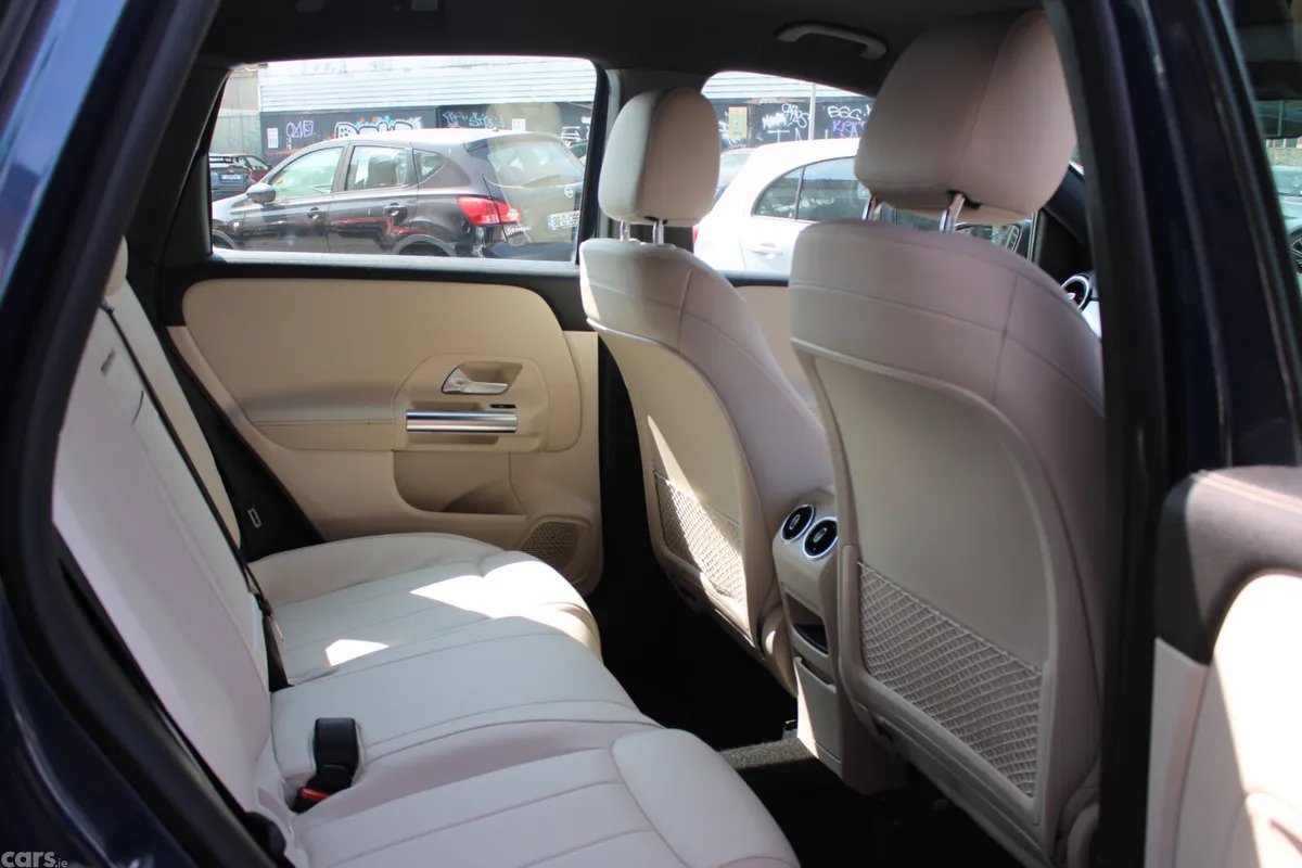 Mercedes-Benz B-Class MPV, Diesel, 2019, Blue