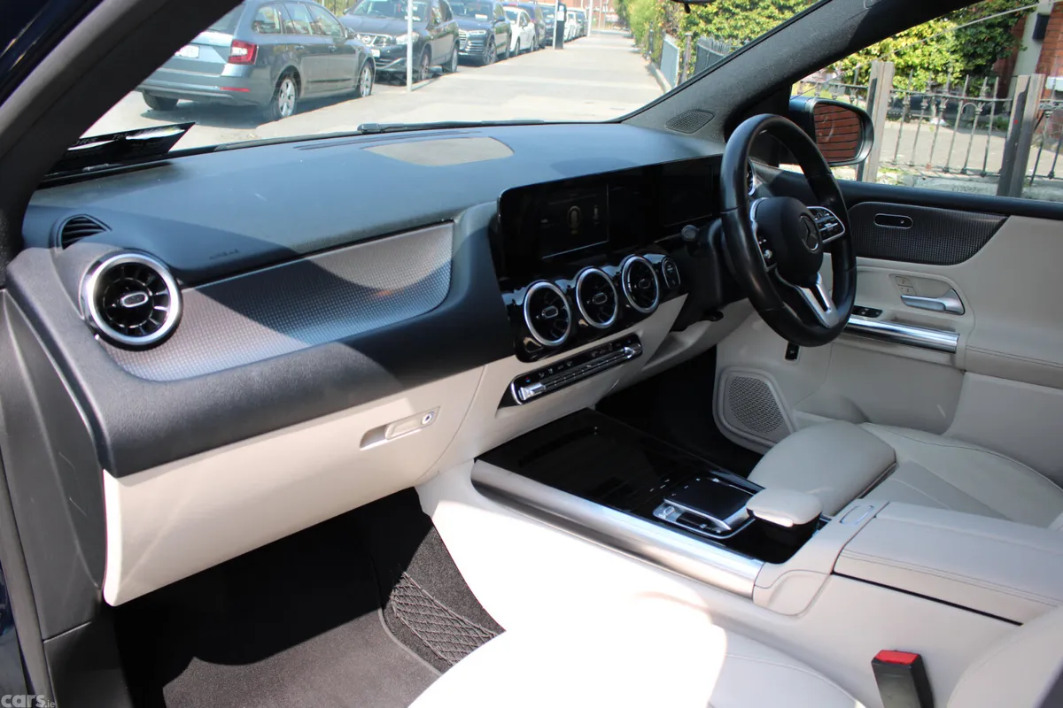 Mercedes-Benz B-Class MPV, Diesel, 2019, Blue