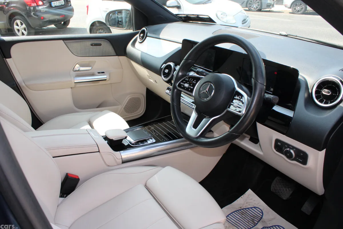 Mercedes-Benz B-Class MPV, Diesel, 2019, Blue