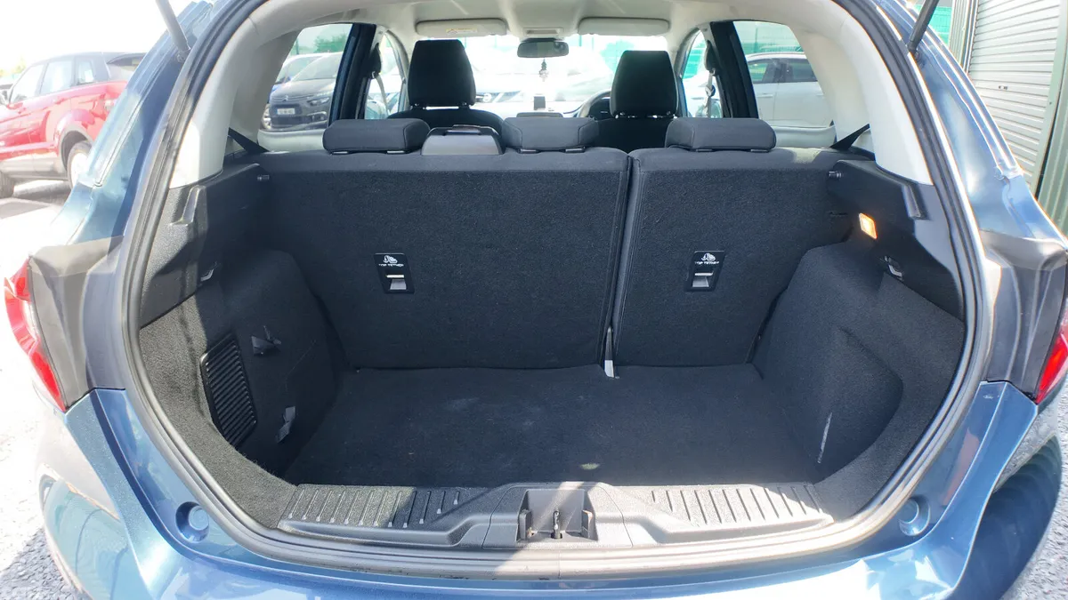 Ford Fiesta Hatchback, Petrol, 2019, Blue