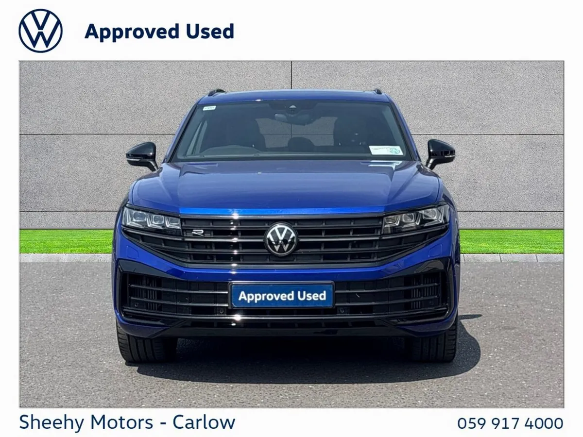Volkswagen Touareg SUV, Petrol Plug-in Hybrid, 2024, Blue