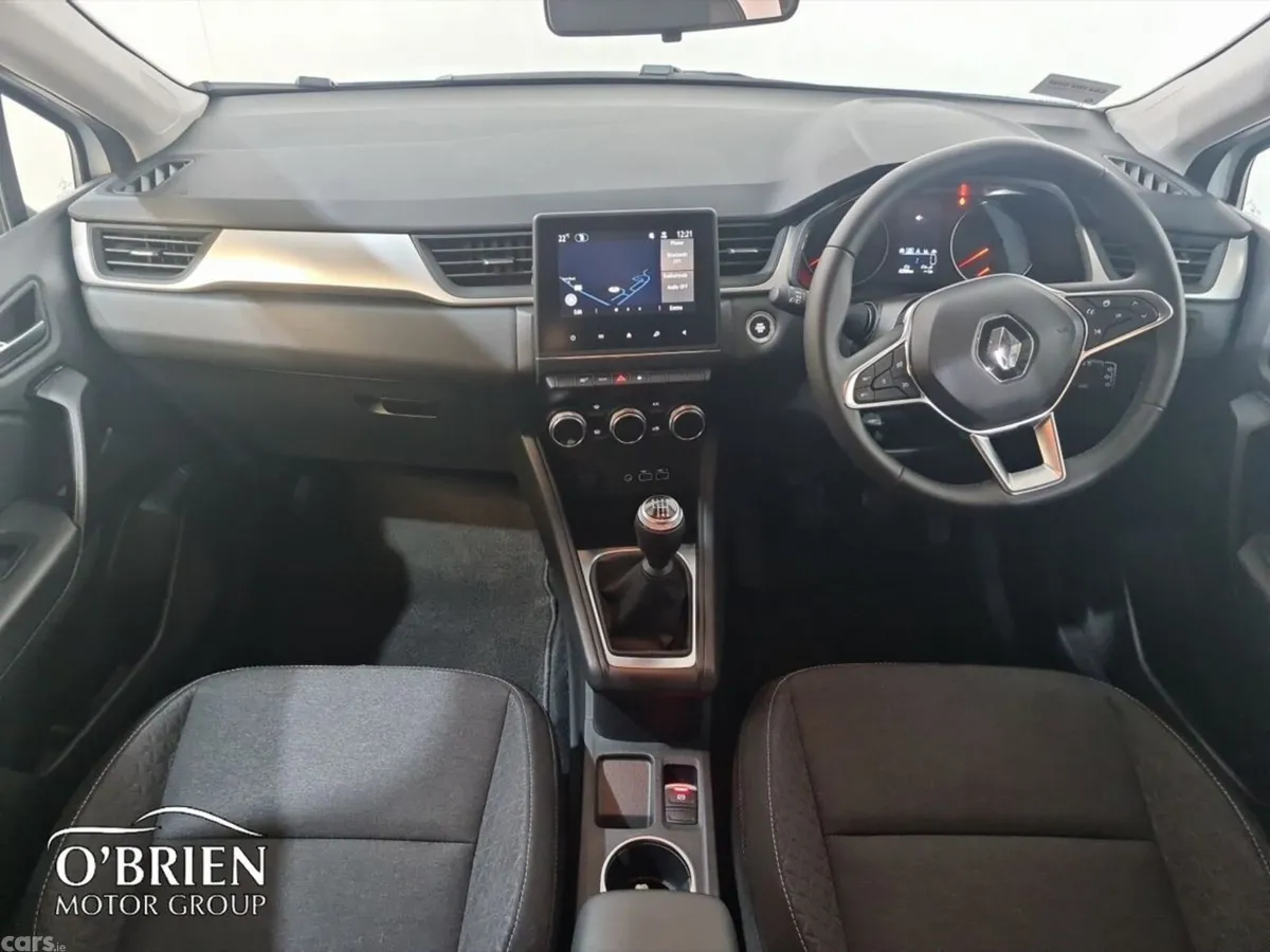 Renault Captur Hatchback, Petrol, 2024, White