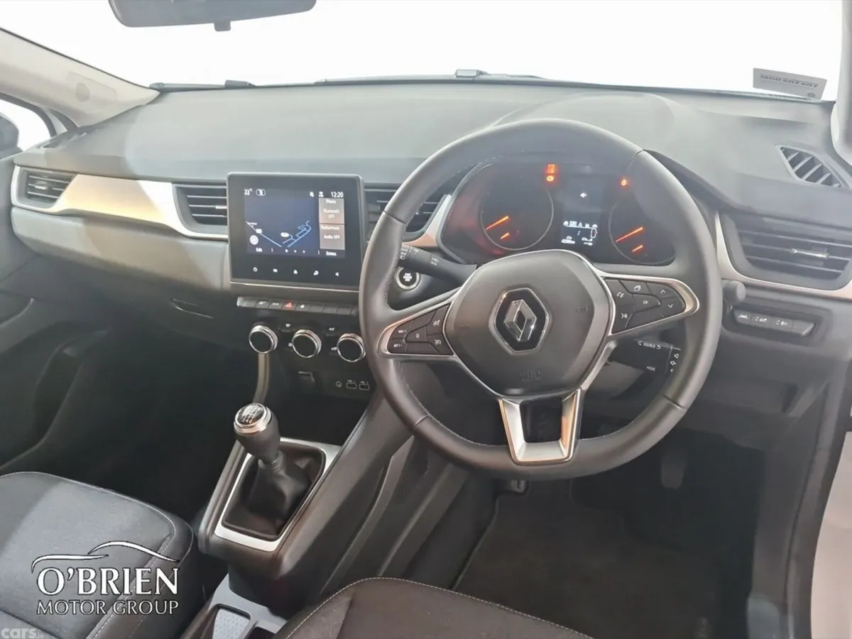 Renault Captur Hatchback, Petrol, 2024, White