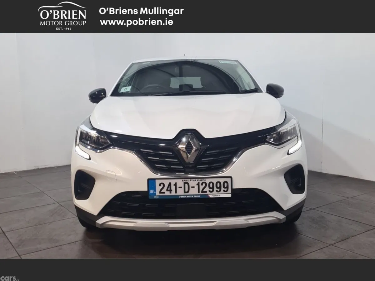 Renault Captur Hatchback, Petrol, 2024, White