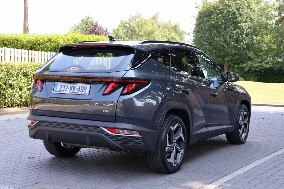 Hyundai Tucson SUV, Petrol Plug-in Hybrid, 2023, Grey