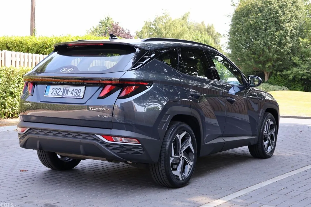 Hyundai Tucson SUV, Petrol Plug-in Hybrid, 2023, Grey