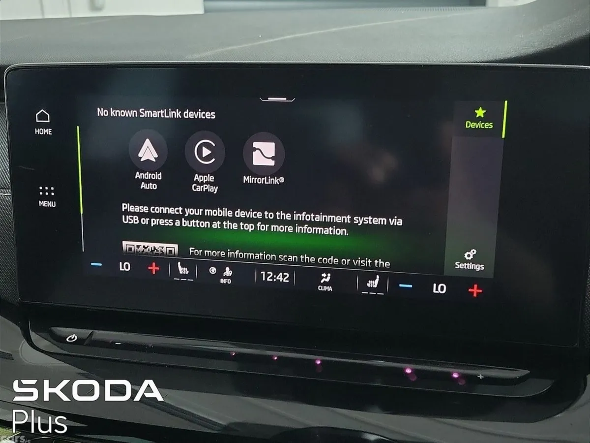 Skoda Octavia Saloon, Petrol, 2023, Blue