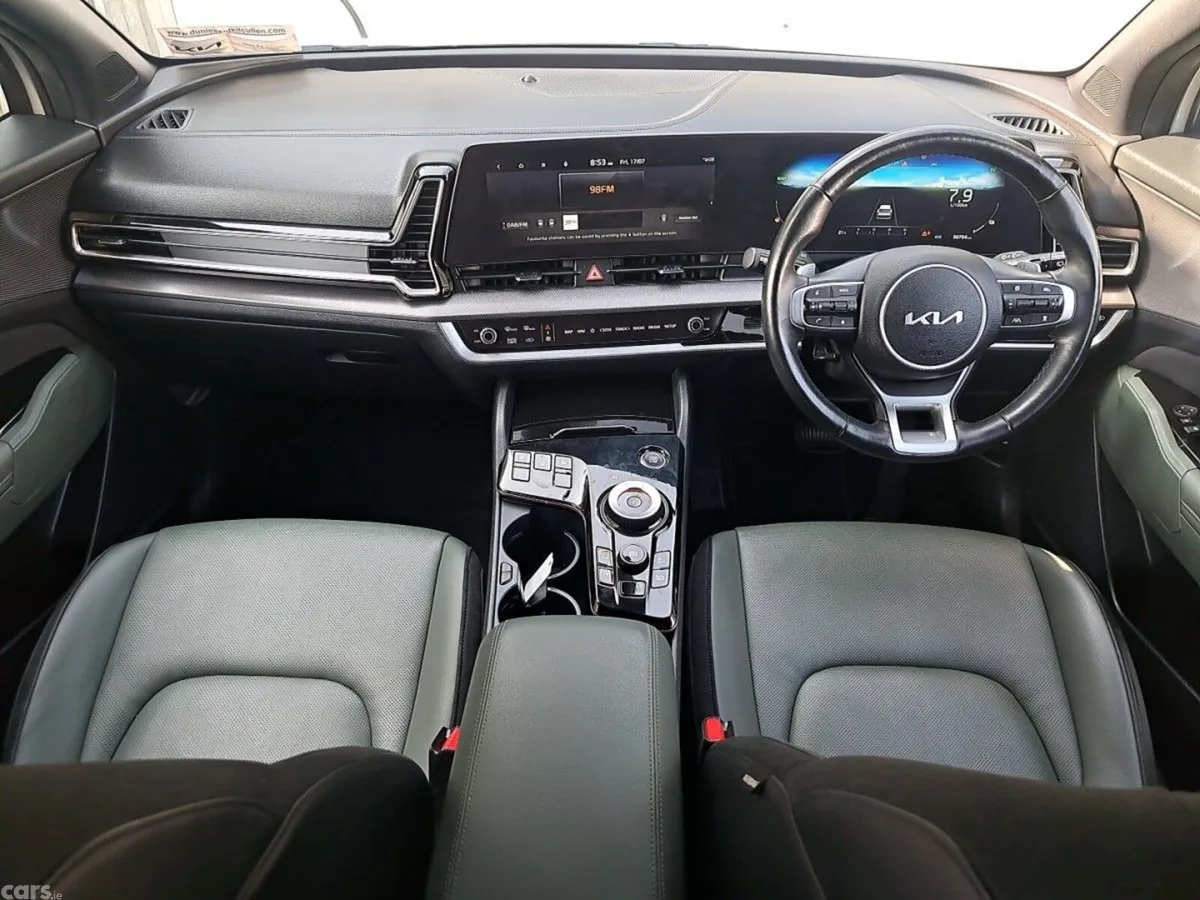 Kia Sportage SUV, Petrol Hybrid, 2024, Grey