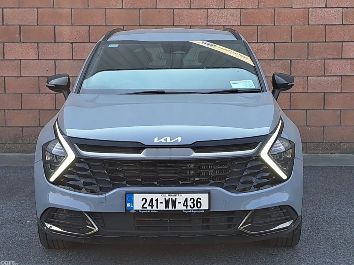 Kia Sportage SUV, Petrol Hybrid, 2024, Grey