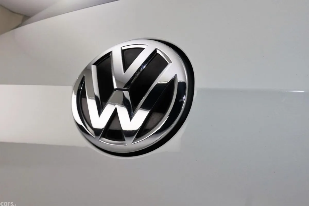 Volkswagen Golf Hatchback, Petrol, 2017, White