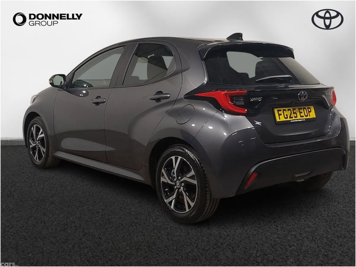 Toyota Yaris Hatchback, Petrol Hybrid, 2025, Grey