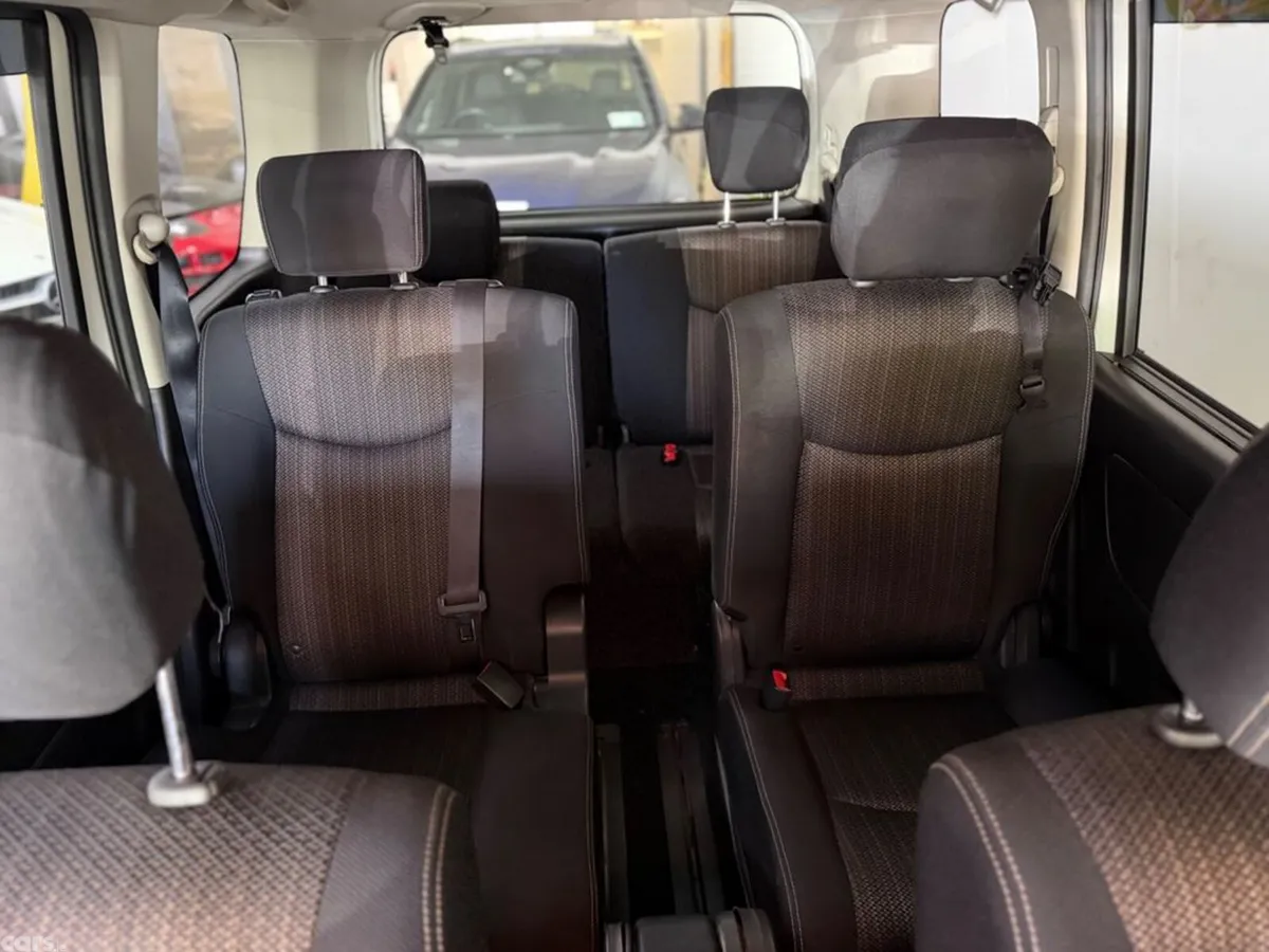 Nissan Serena MPV, Petrol Hybrid, 2015, White