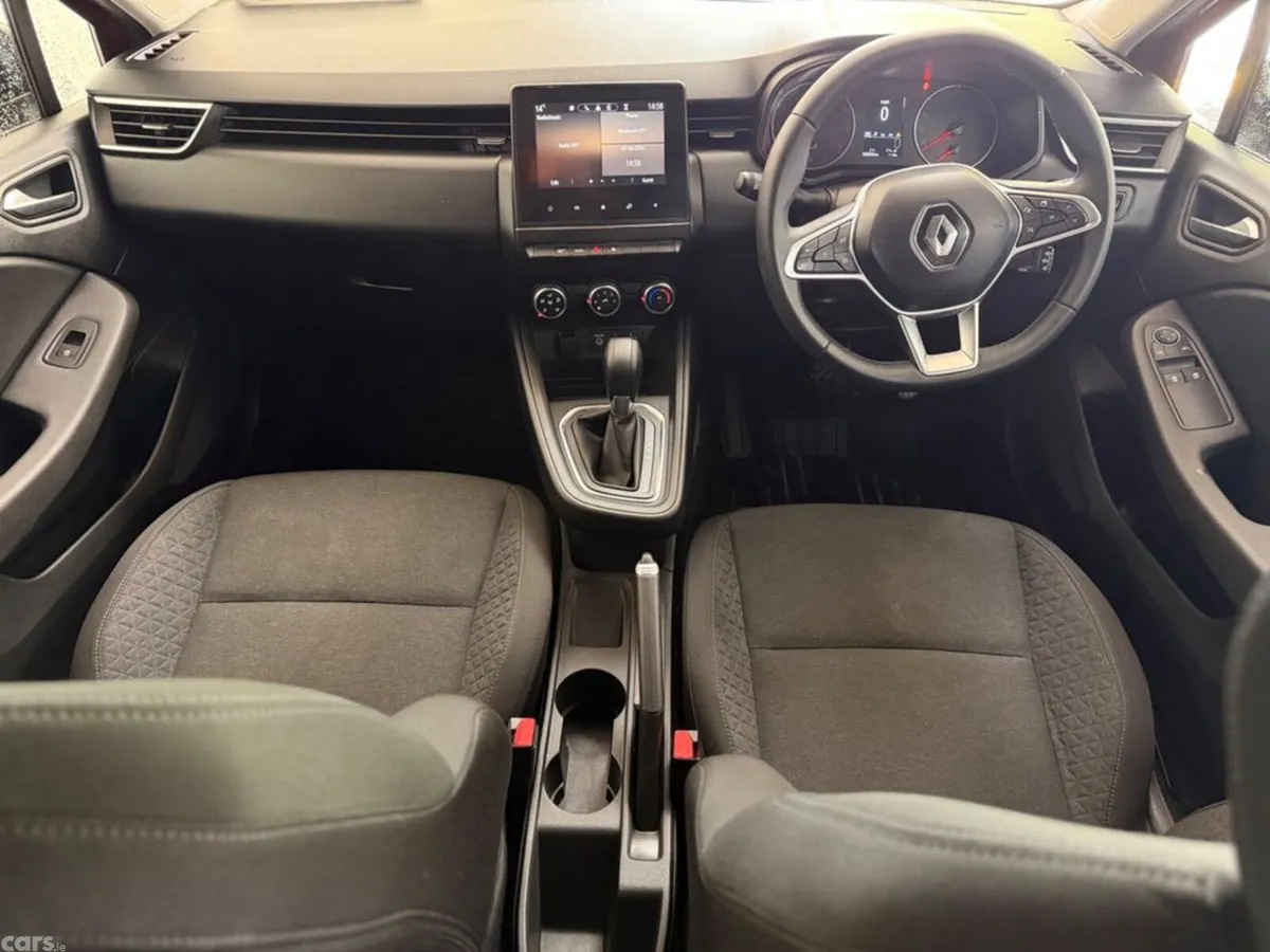 Renault Clio Hatchback, Petrol, 2023, Red