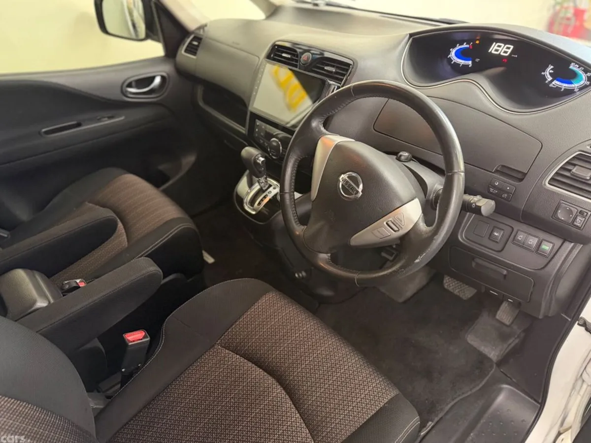 Nissan Serena MPV, Petrol Hybrid, 2015, White