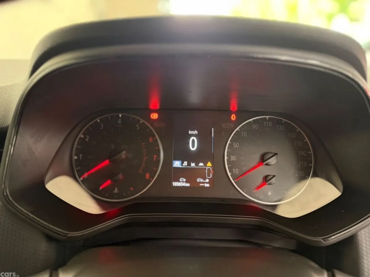 Renault Clio Hatchback, Petrol, 2023, Red
