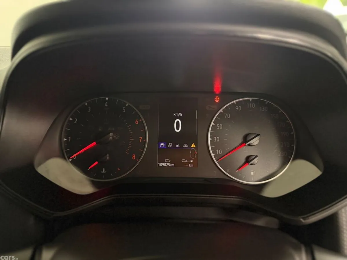Renault Clio Hatchback, Petrol, 2023, Black