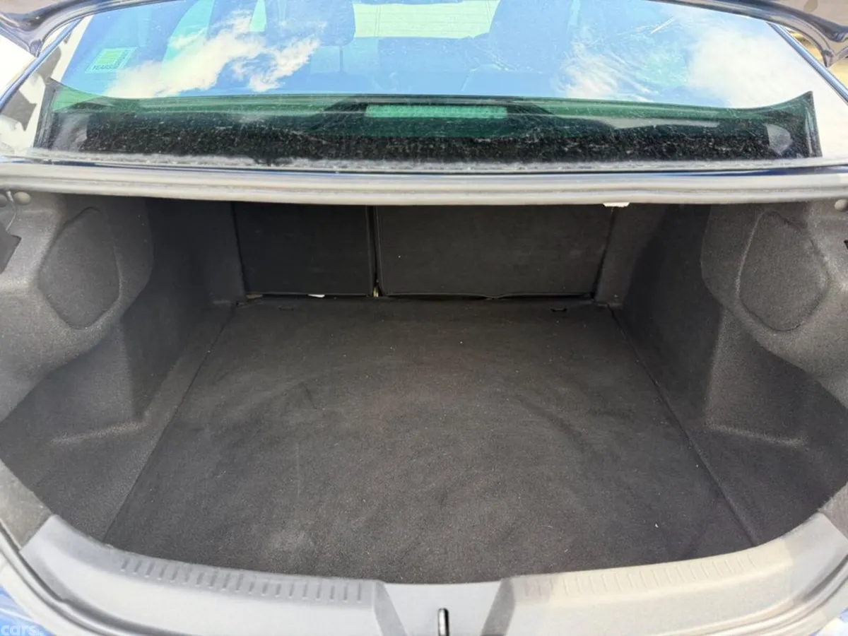 Renault Megane Saloon, Petrol, 2021, Blue
