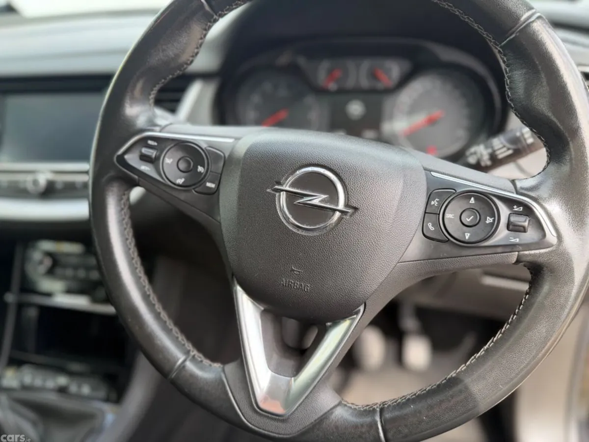 Opel Grandland X MPV, Diesel, 2021, Black