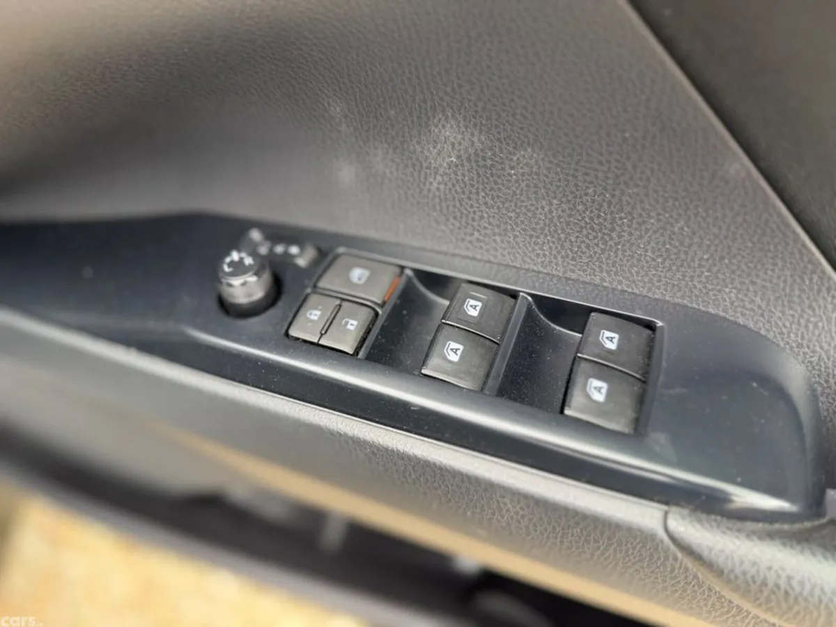 Toyota Camry Saloon, Petrol Hybrid, 2021, Black