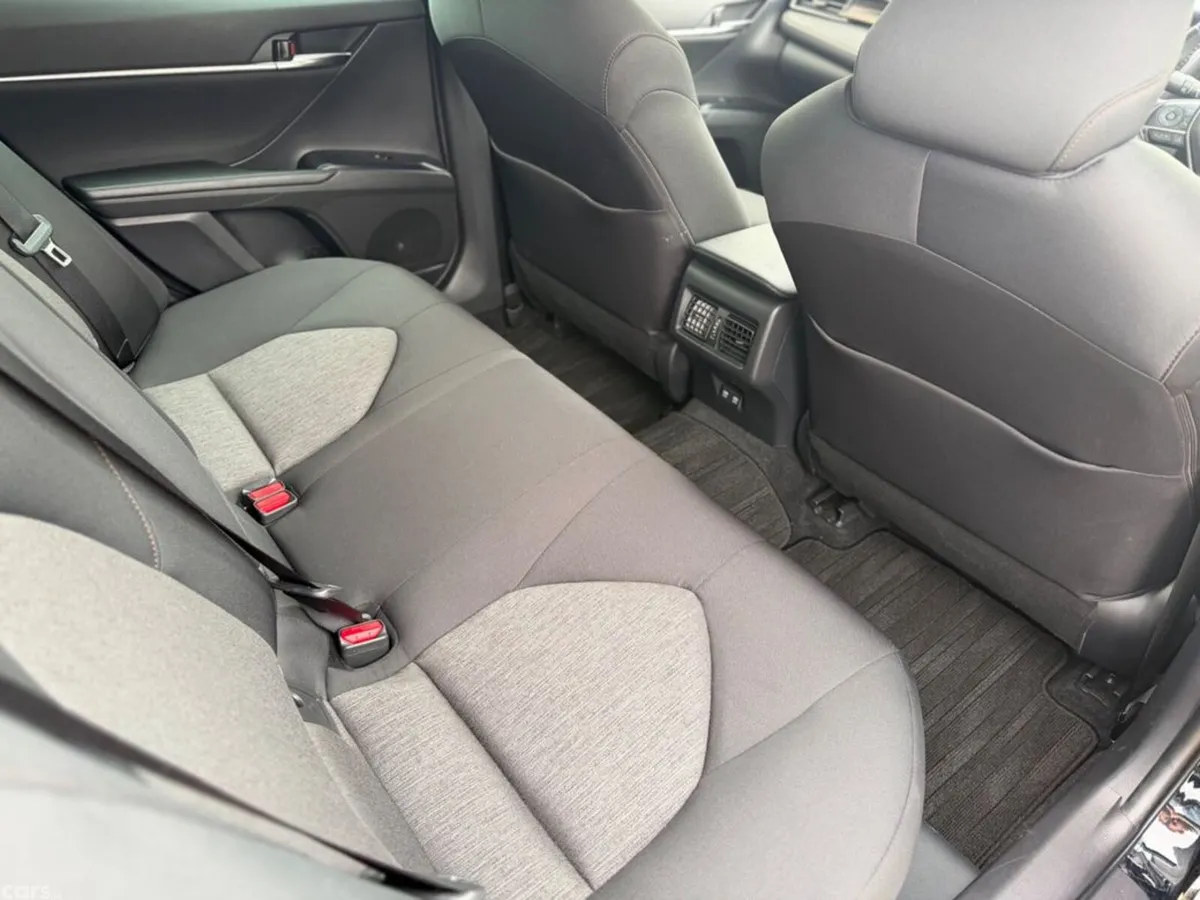 Toyota Camry Saloon, Petrol Hybrid, 2021, Black