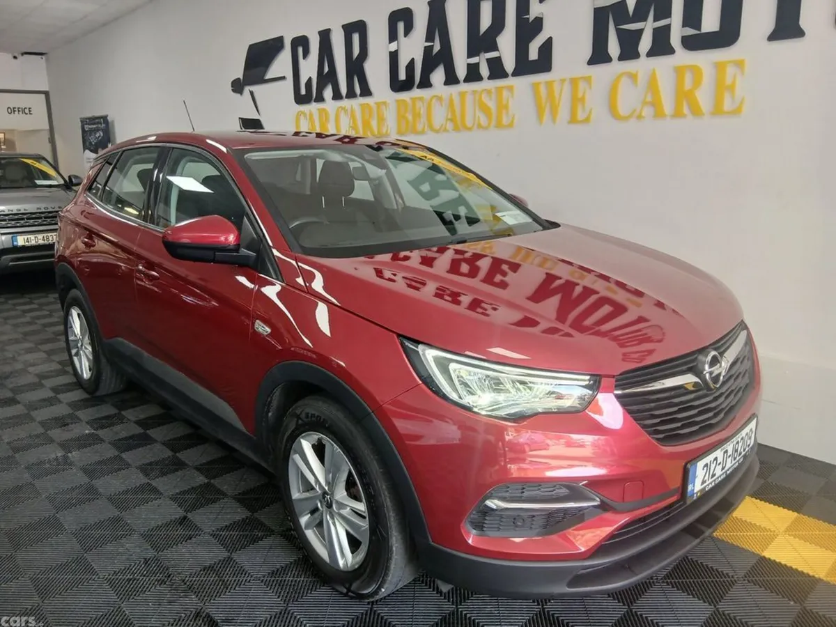Opel Grandland X MPV, Diesel, 2021, Red