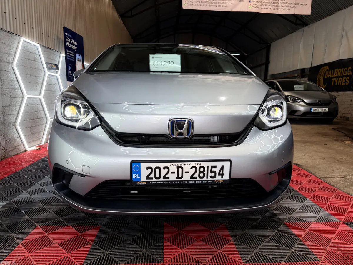 Honda Fit Hatchback, Petrol Hybrid, 2020, Silver