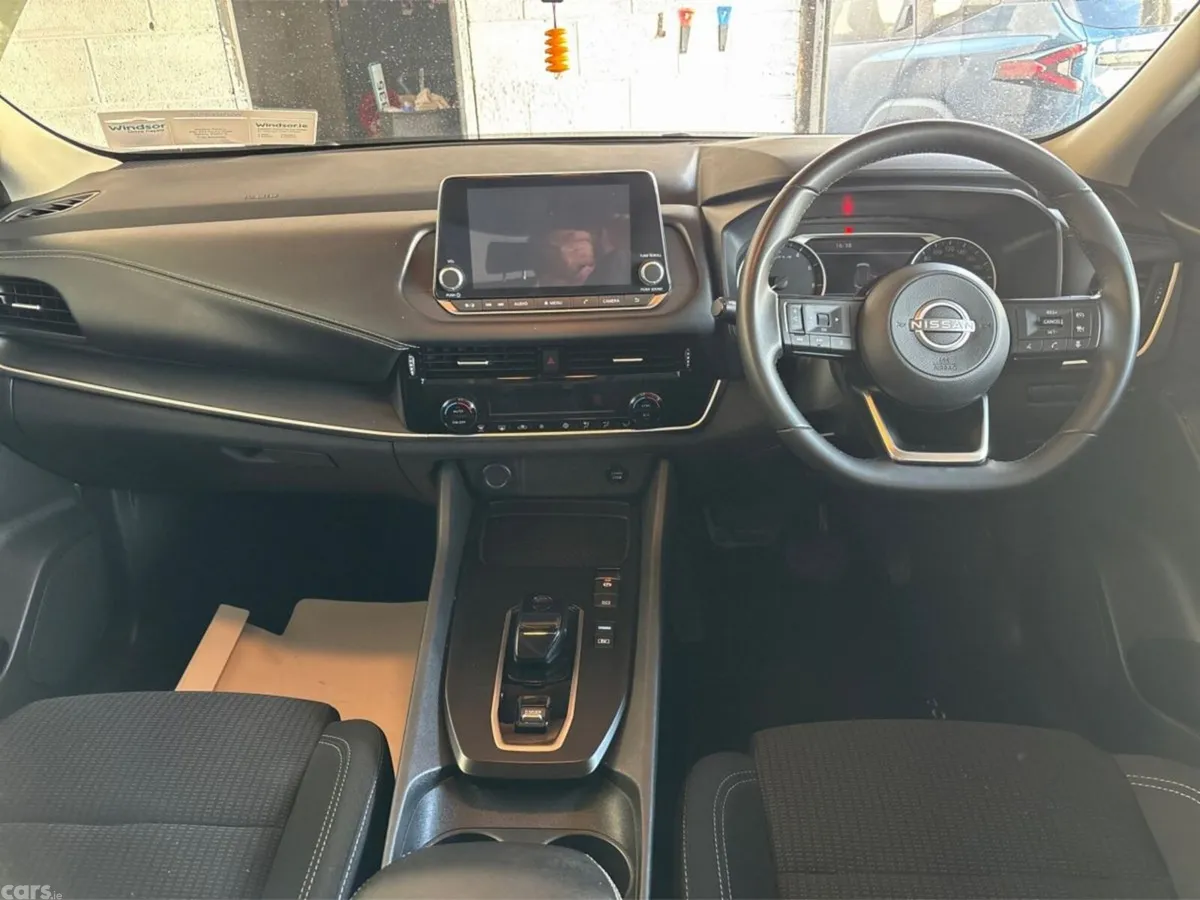 Nissan Qashqai MPV, Petrol Hybrid, 2024, Grey