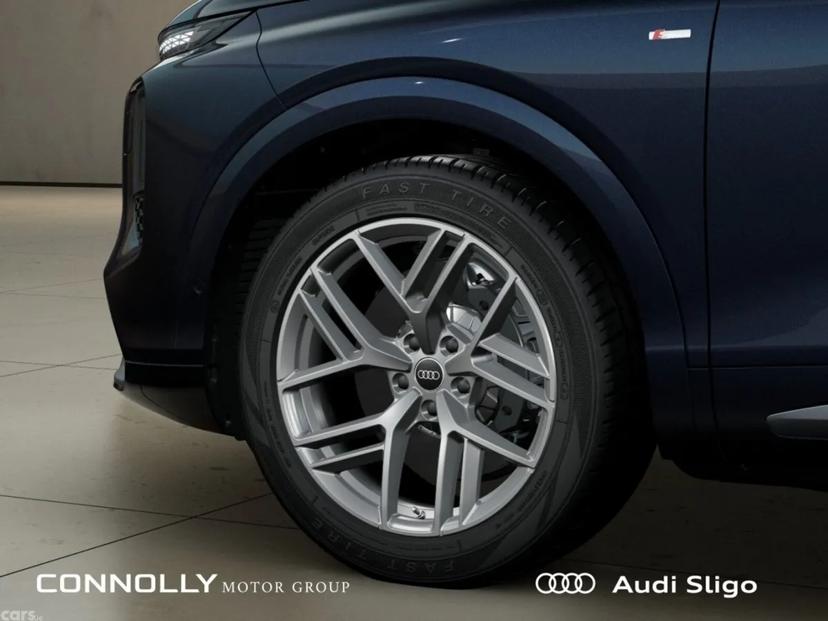Audi Q7 SUV, Diesel, 2027, Blue