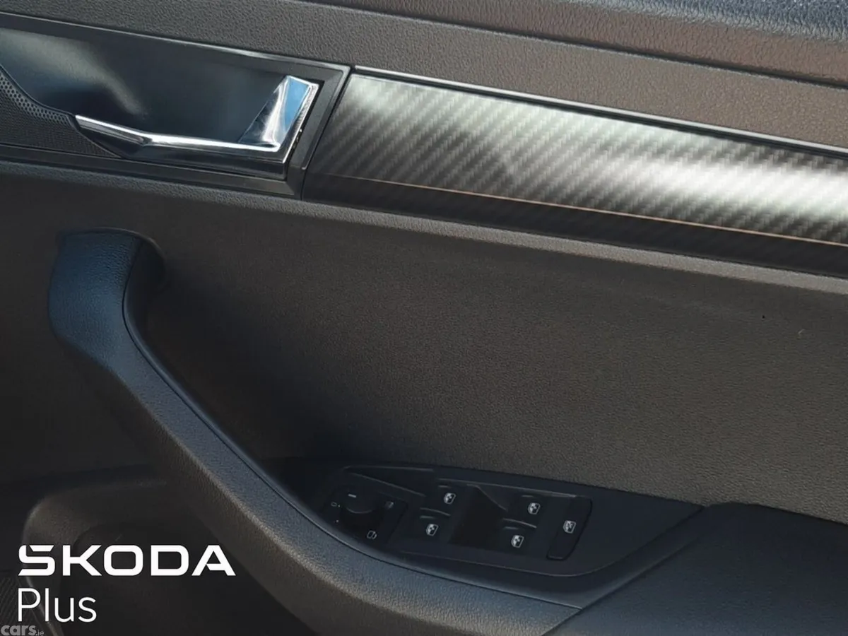 Skoda Karoq SUV, Diesel, 2025, Grey