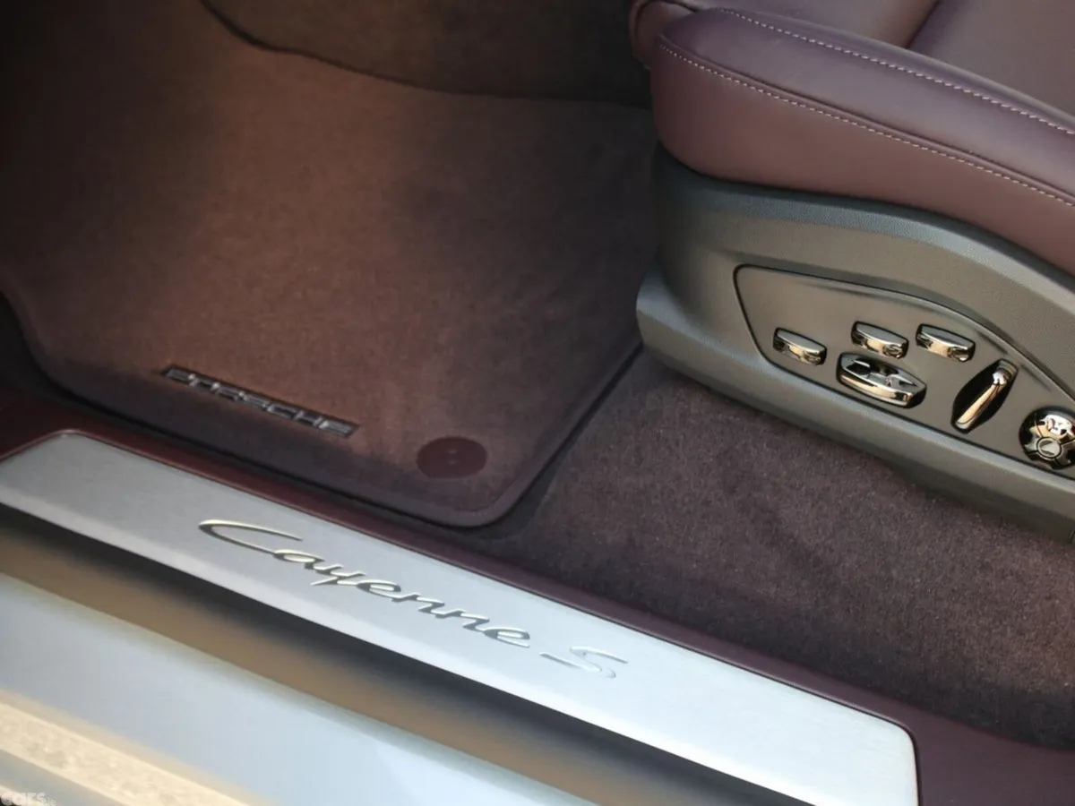 Porsche Cayenne SUV, Electric, 2026, Silver