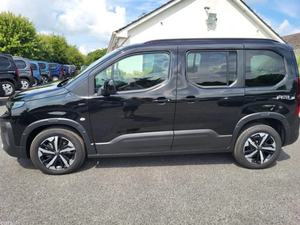 Peugeot Rifter MPV, Diesel, 2026, Black