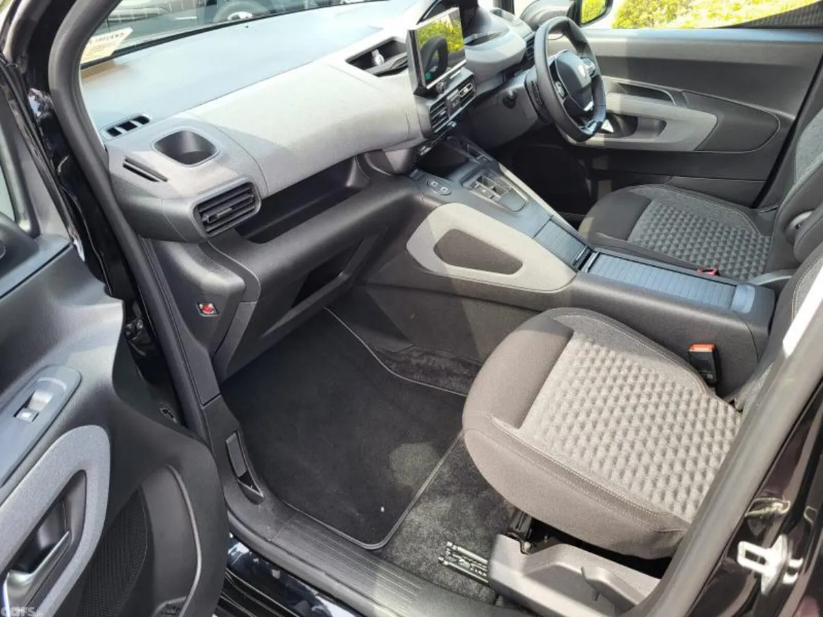 Peugeot Rifter MPV, Diesel, 2026, Black