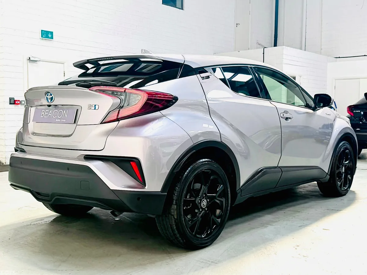 Toyota C-HR SUV, Petrol Hybrid, 2019, Grey