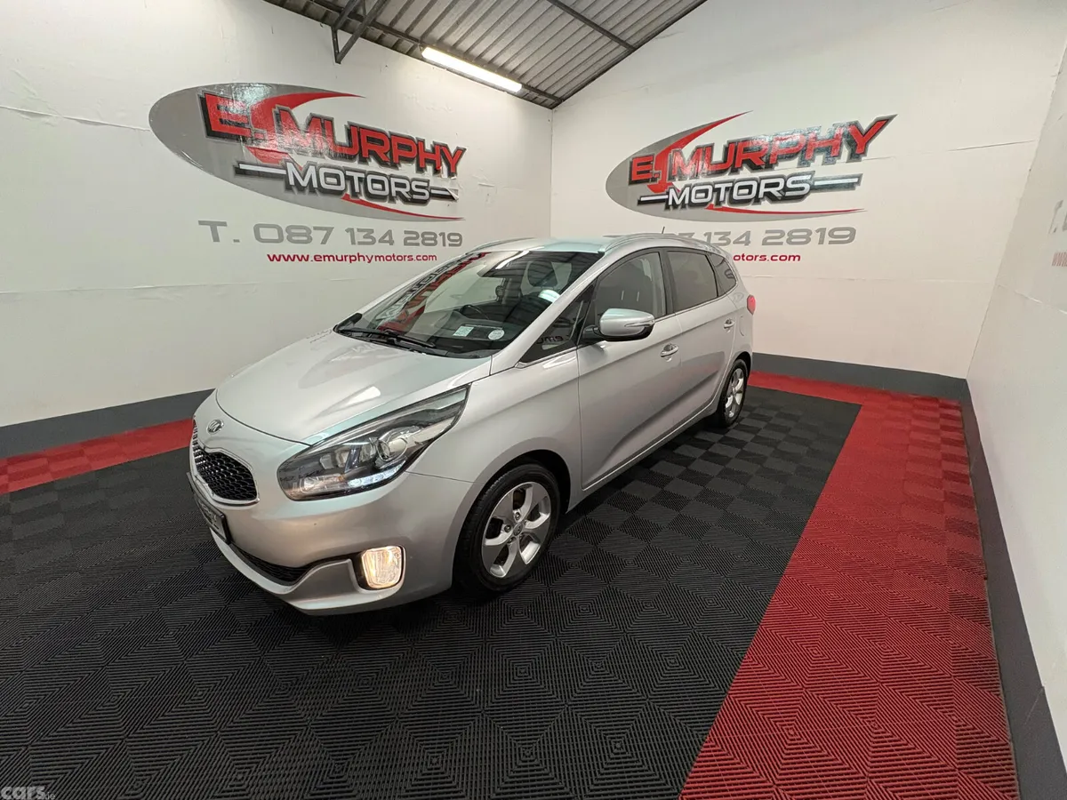 Kia Carens MPV, Diesel, 2015, Silver