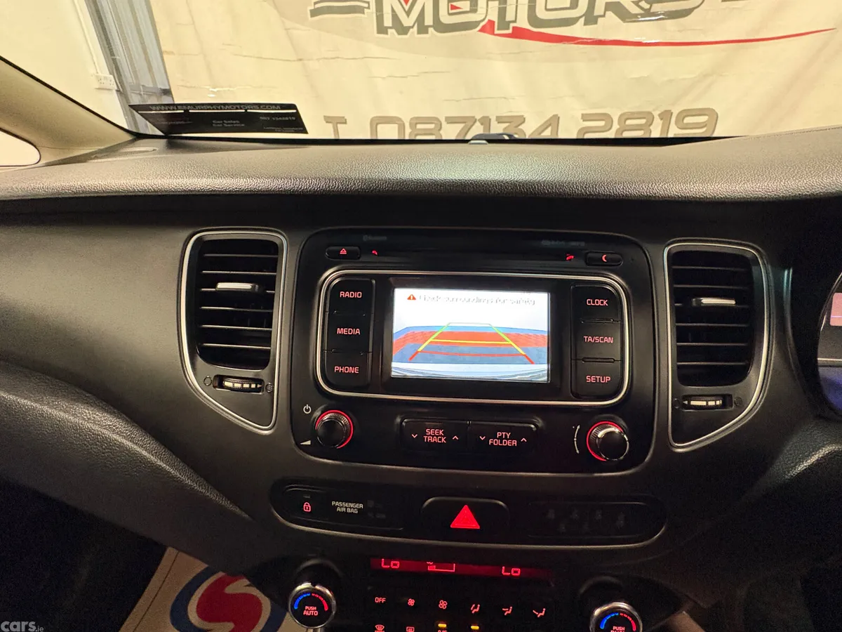 Kia Carens MPV, Diesel, 2015, Silver