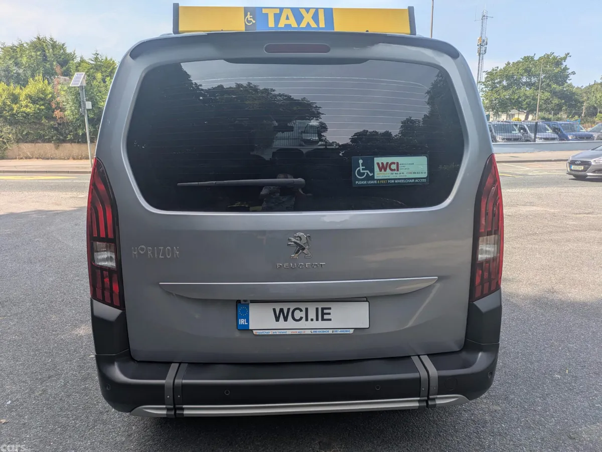Peugeot Rifter MPV, Diesel, 2023, Grey