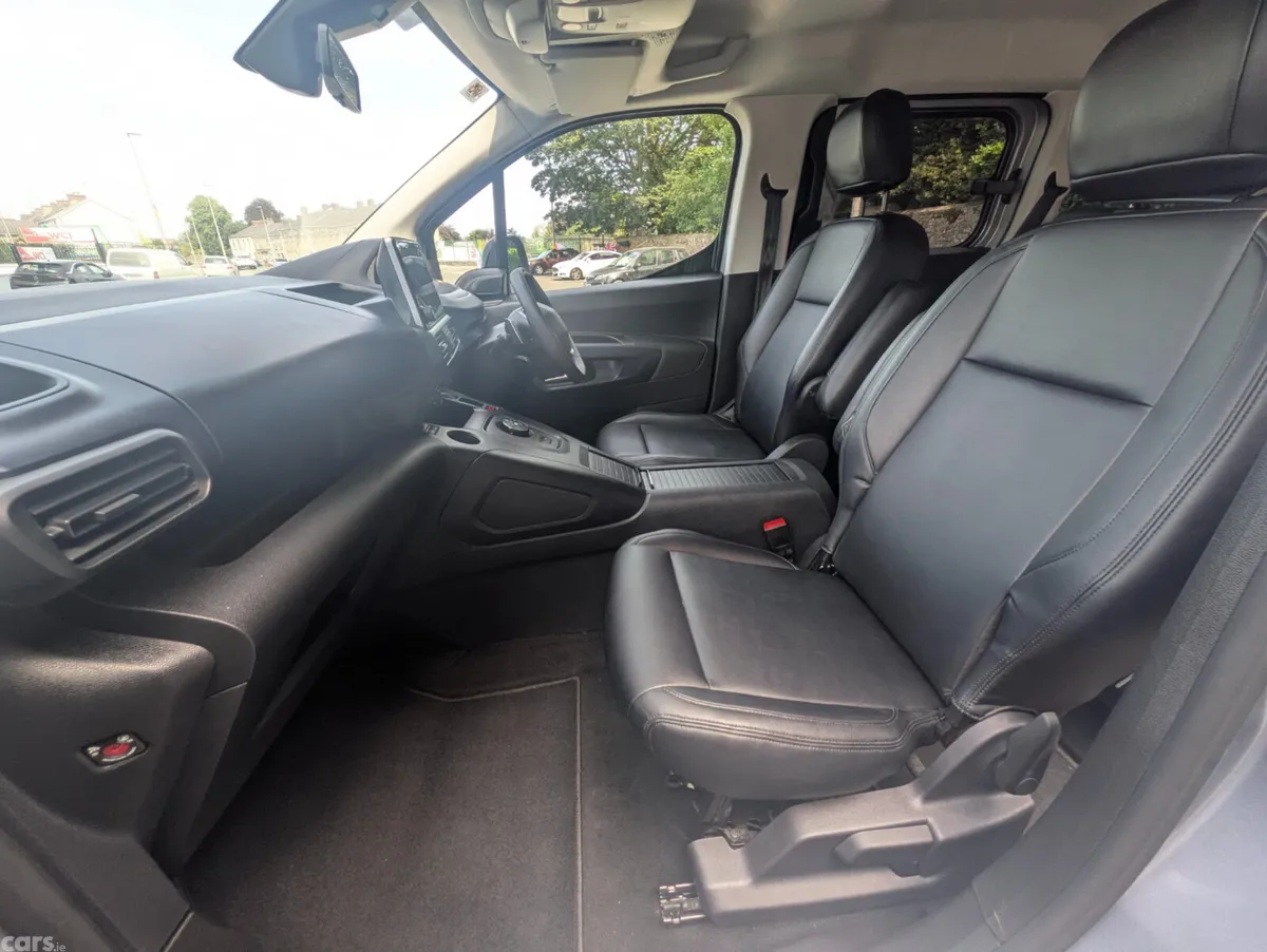 Peugeot Rifter MPV, Diesel, 2023, Grey