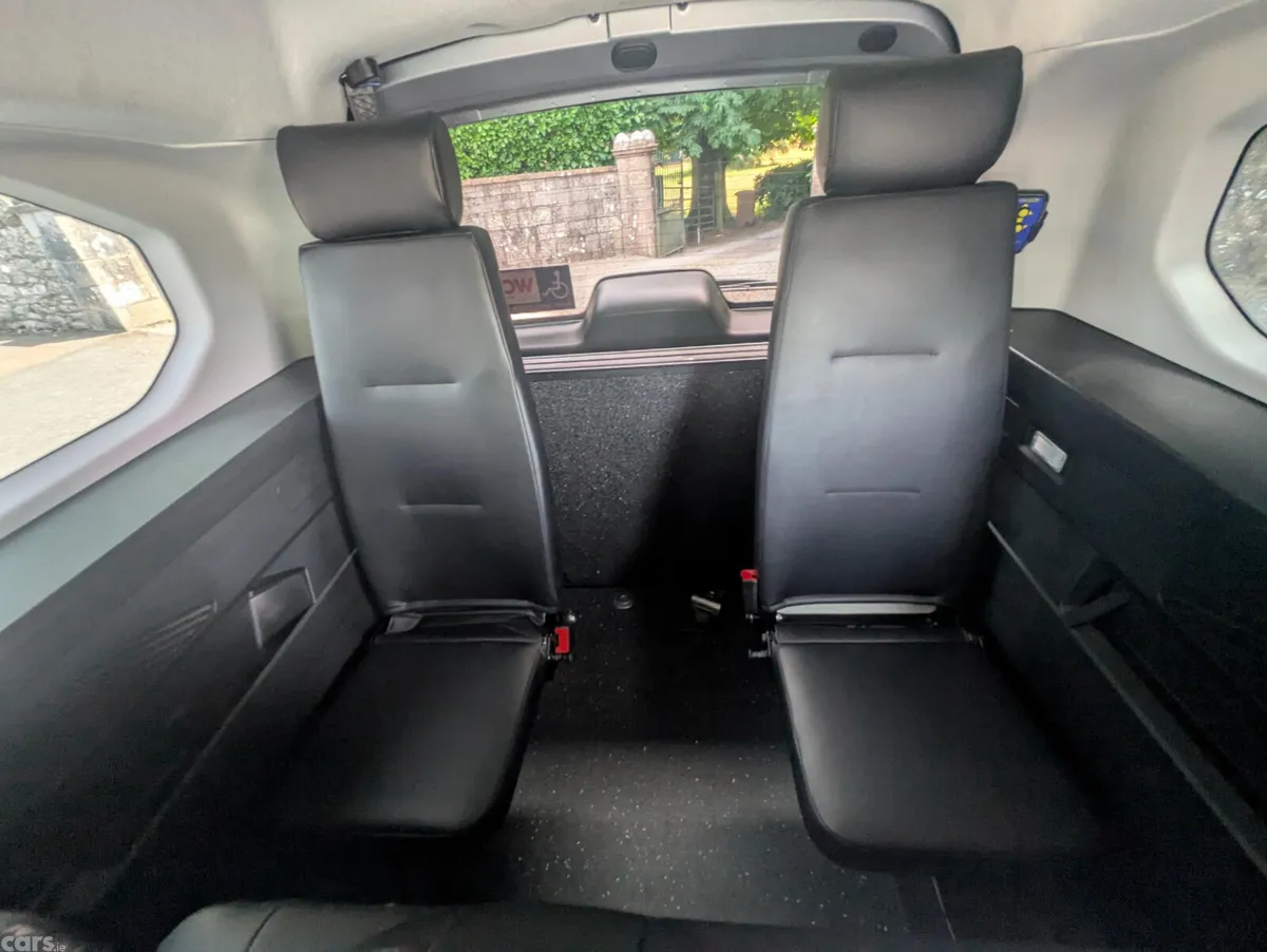 Peugeot Rifter MPV, Diesel, 2023, Grey