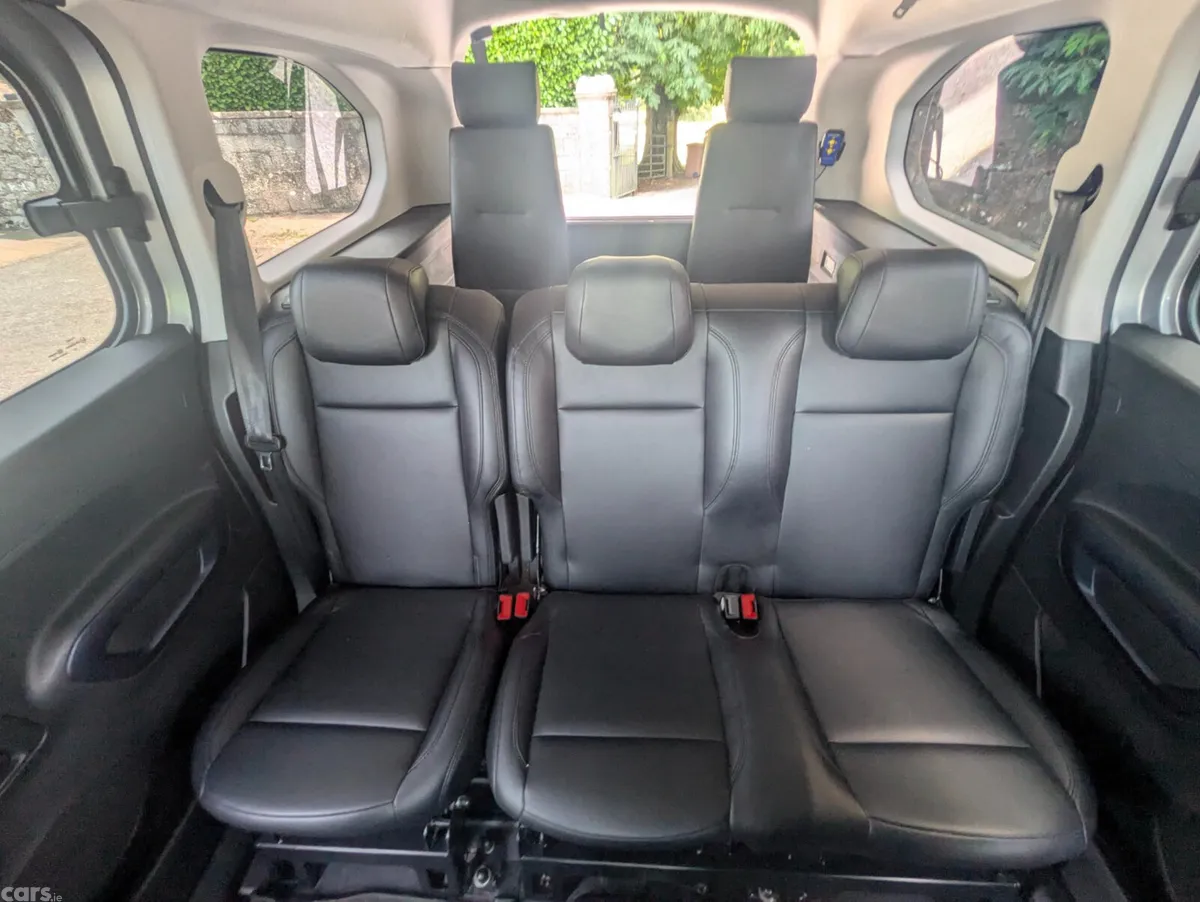 Peugeot Rifter MPV, Diesel, 2023, Grey