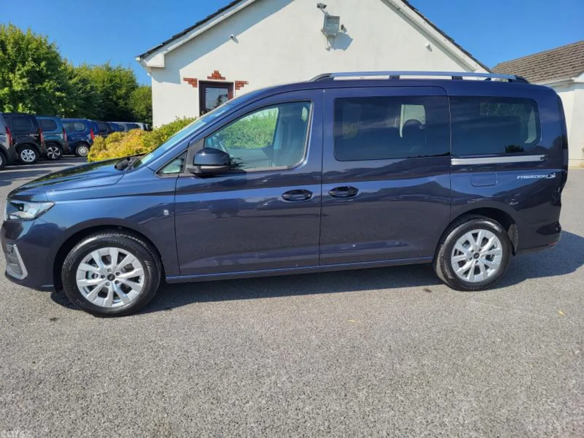 Ford Tourneo Connect MPV, Diesel, 2026, Blue