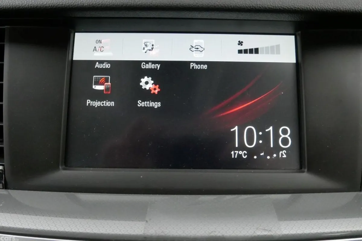 Opel Insignia Hatchback, Diesel, 2018, Black