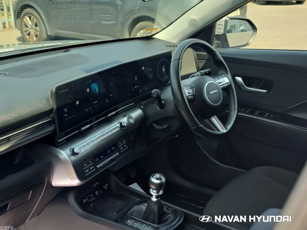Hyundai KONA MPV, Petrol, 2024, Grey