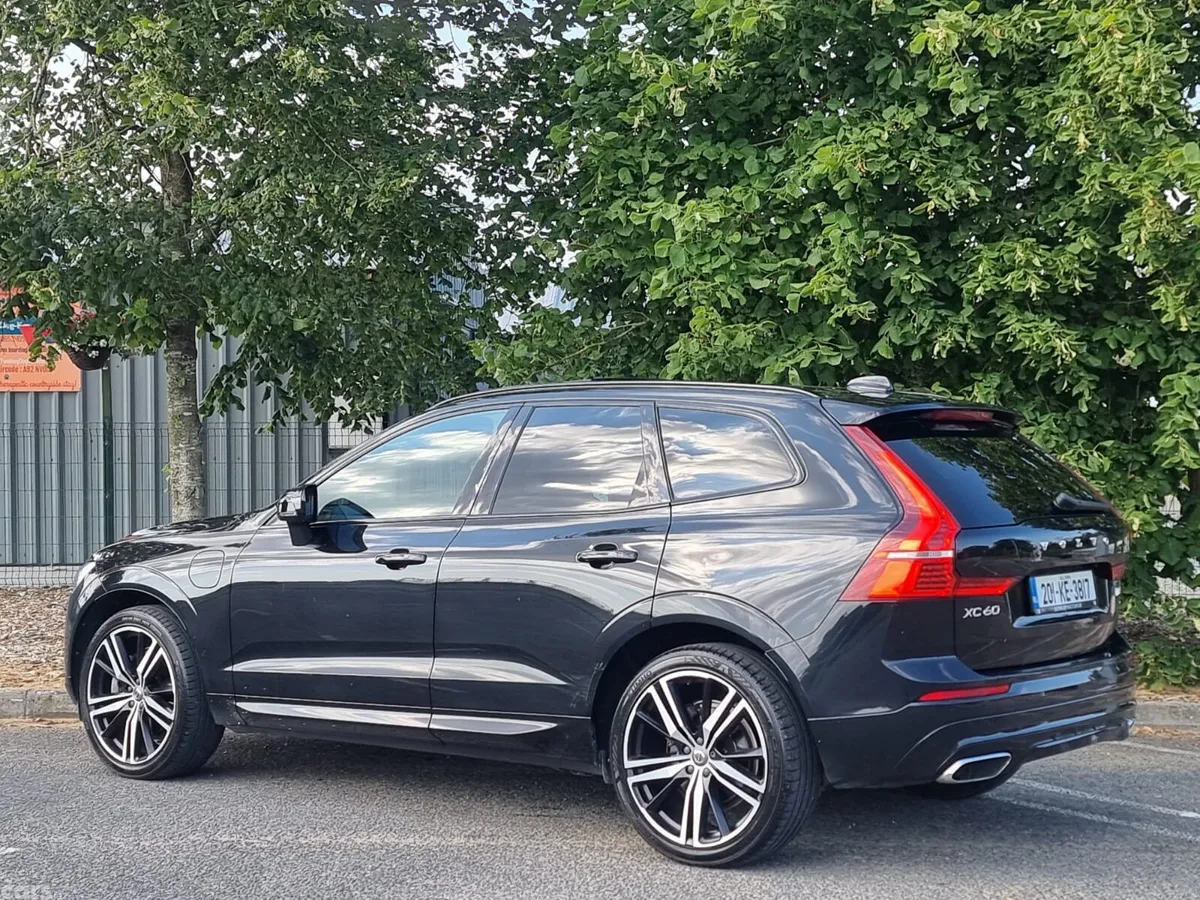 Volvo XC60 SUV, Petrol Plug-in Hybrid, 2020, Black