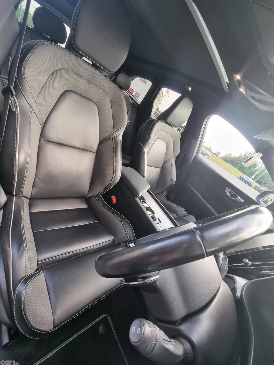 Volvo XC60 SUV, Petrol Plug-in Hybrid, 2020, Black