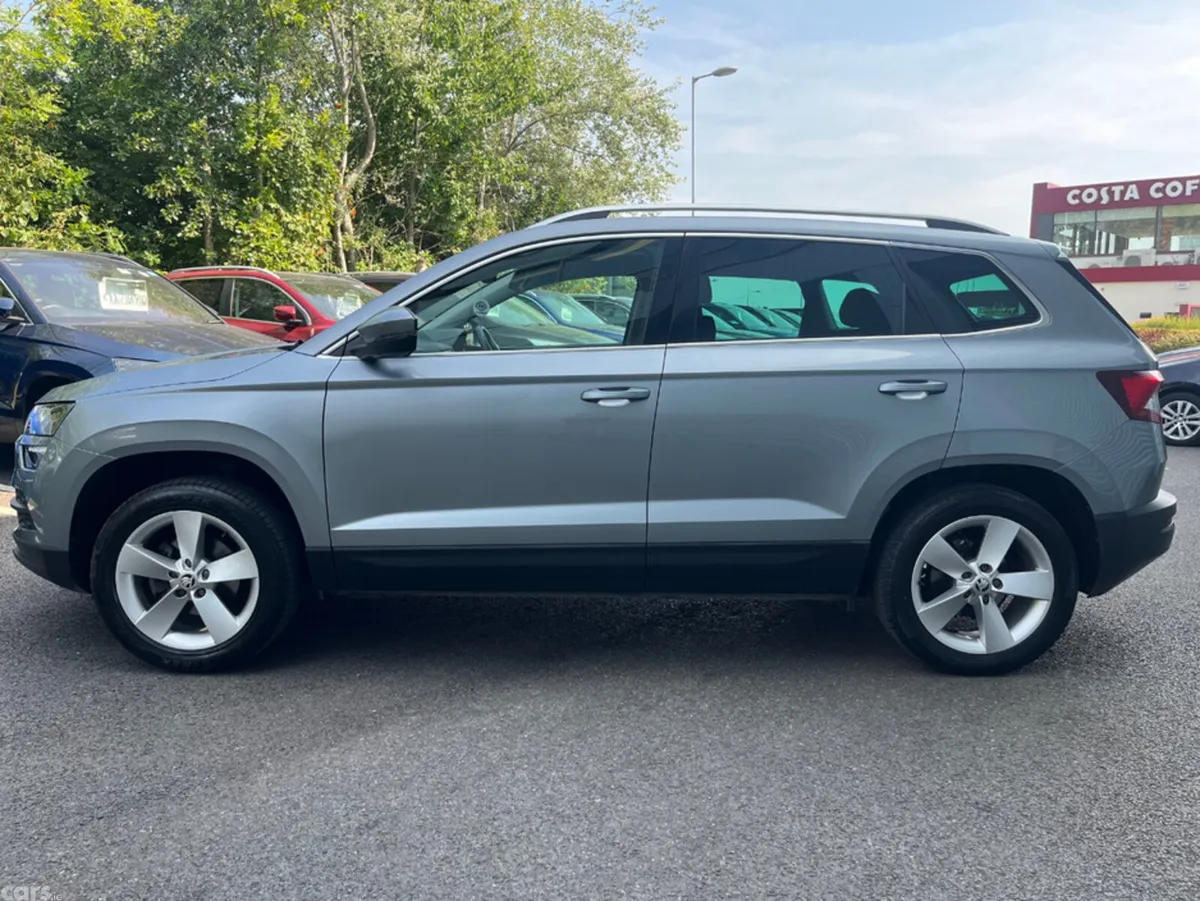 Skoda Karoq SUV, Petrol, 2021, Grey