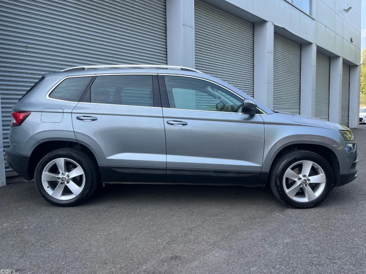 Skoda Karoq SUV, Petrol, 2021, Grey